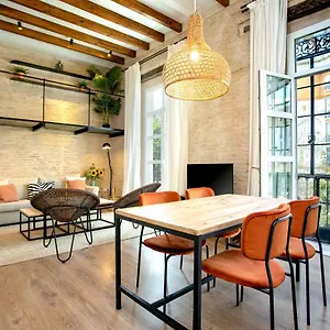 Genteel Almirante Lobo Apartment