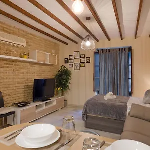 Y Lofts En Triana Appartamento