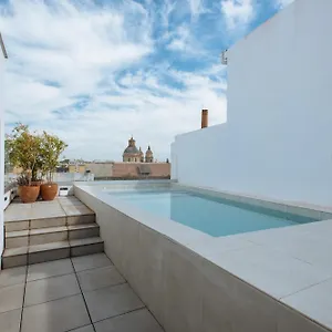 Eva Recommends Castellar Pool & Terrace Apartment