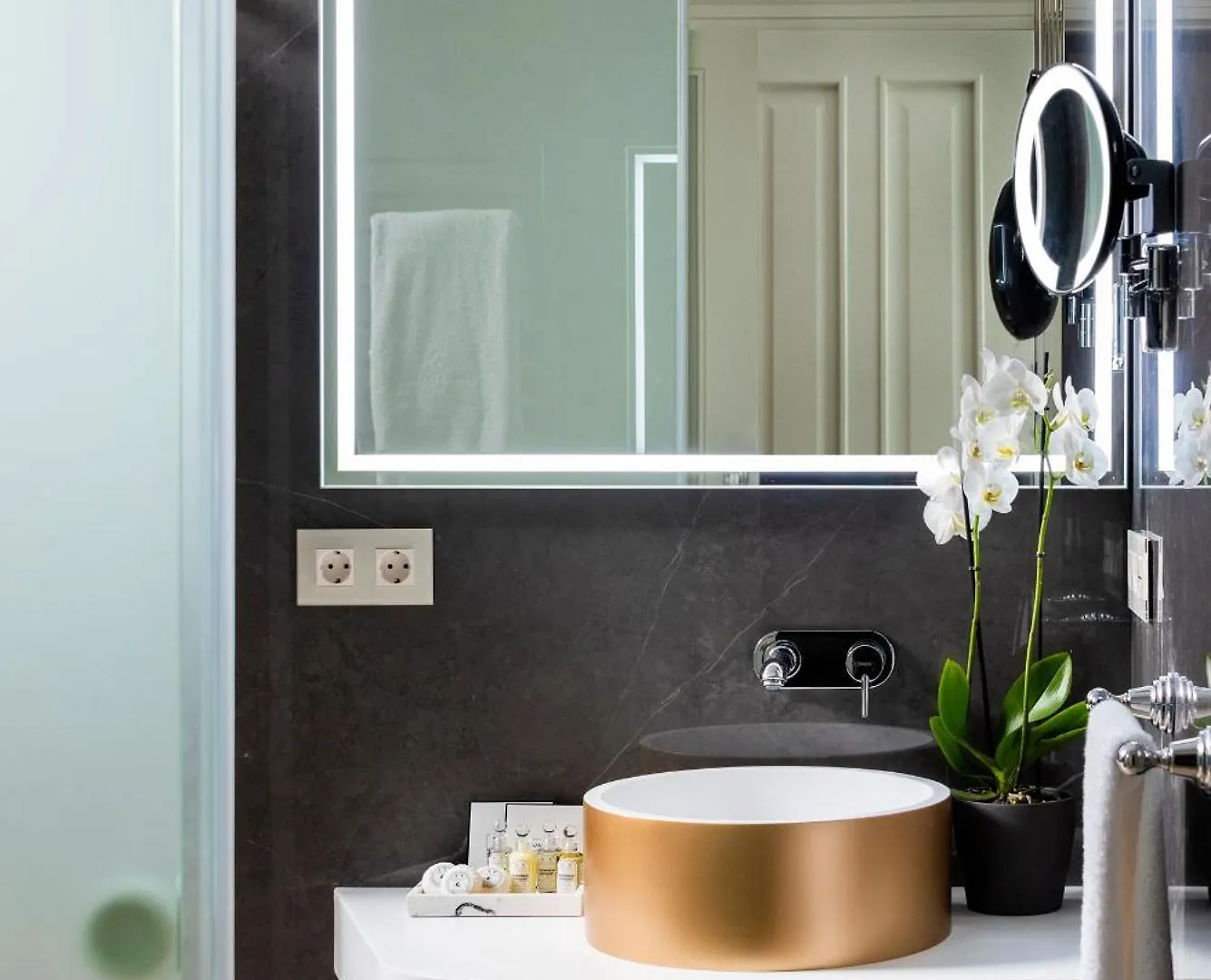 Casa De Triana Luxury Suites By Casa Del Poeta Seville Apartment