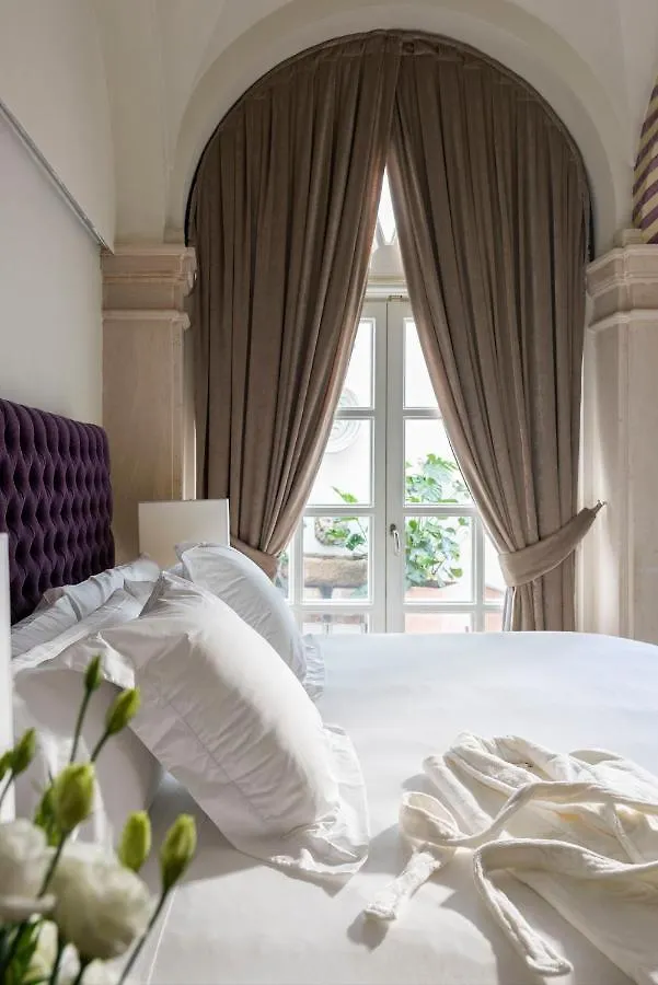 Casa De Triana Luxury Suites By Casa Del Poeta Seville