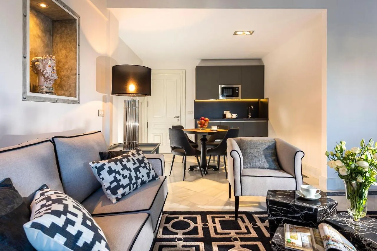 Casa De Triana Luxury Suites By Casa Del Poeta Seville 0*,  Spain