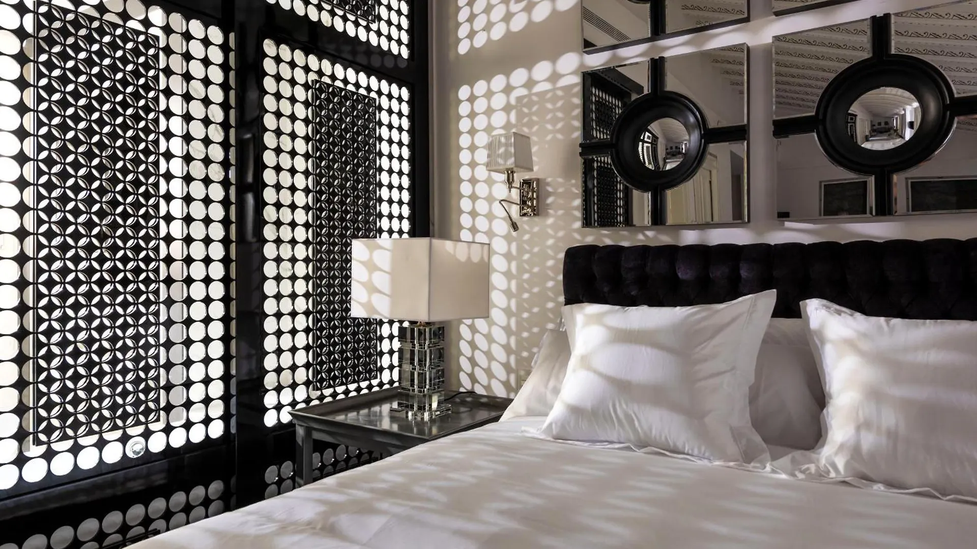 Casa de Triana Luxury Suites by Casa del Poeta Sevilla